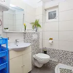 Apartment With Parking Space - Sibenik - 24821 Grebastica