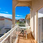With Parking Space - Sibenik - 24821 Apartment *