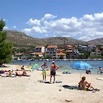 With Parking Space - Sibenik - 24821 Apartment