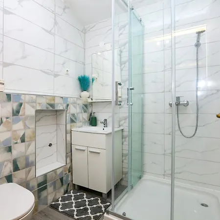 Апартаменты With Parking Space - Sibenik - 24821 *
