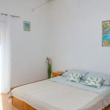 Apartment With Parking Space - Sibenik - 24821 *