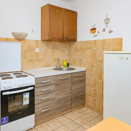 Апартаменты With Parking Space - Sibenik - 24821 *