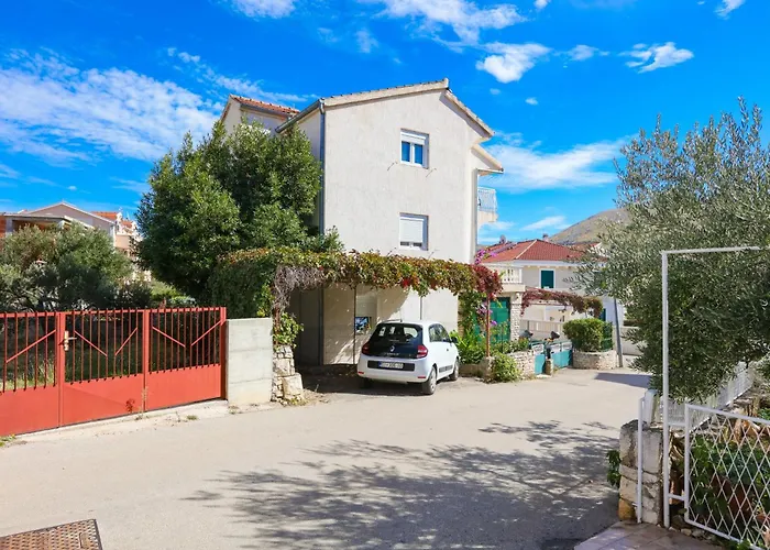 With Parking Space - Sibenik - 24821 Grebaštica