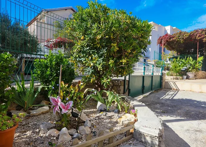 With Parking Space - Sibenik - 24821 Apartment