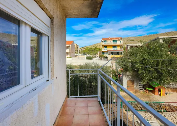 With Parking Space - Sibenik - 24821 Grebaštica