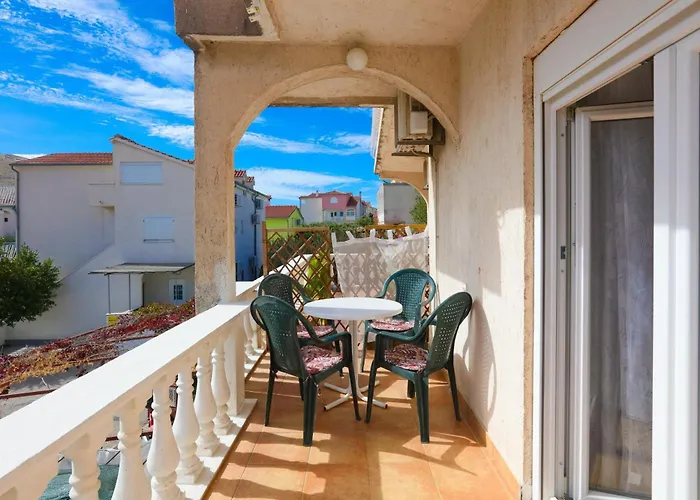 With Parking Space - Sibenik - 24821 Grebastica