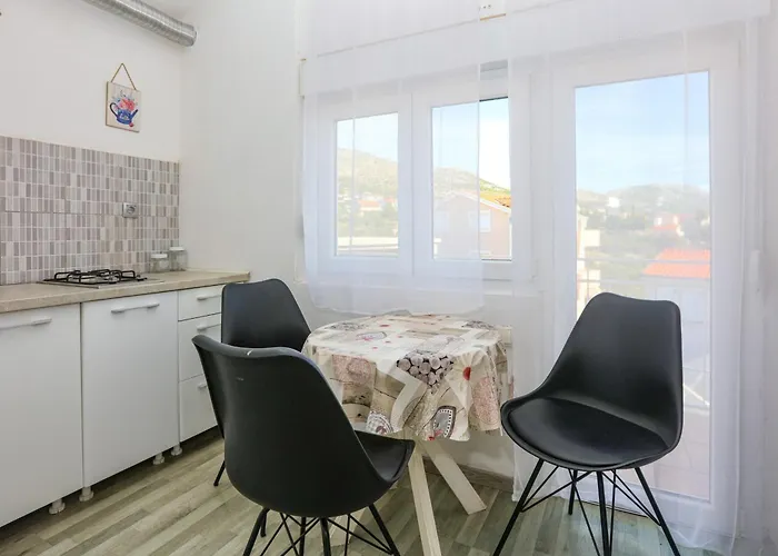 With Parking Space - Sibenik - 24821 Apartment *
