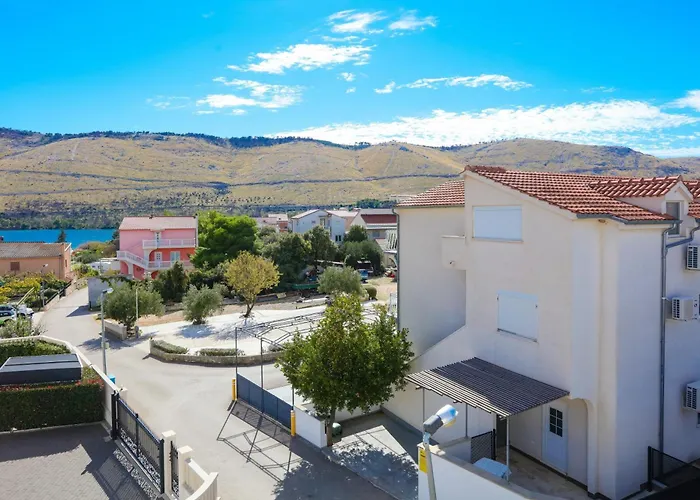 With Parking Space - Sibenik - 24821 Apartment