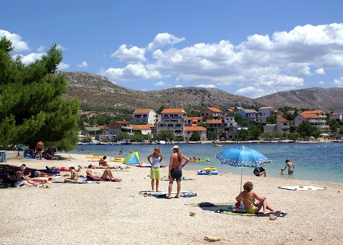 With Parking Space - Sibenik - 24821 Apartment