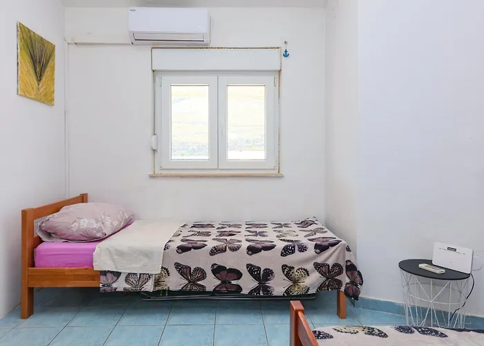 With Parking Space - Sibenik - 24821 * Grebastica