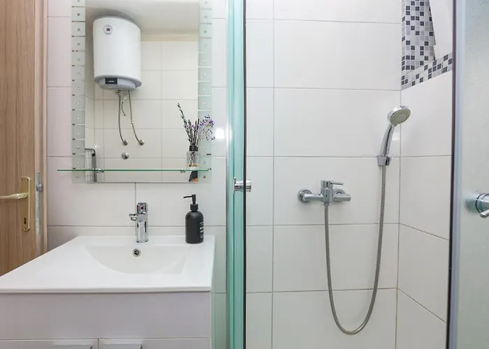 With Parking Space - Sibenik - 24821 Apartment *