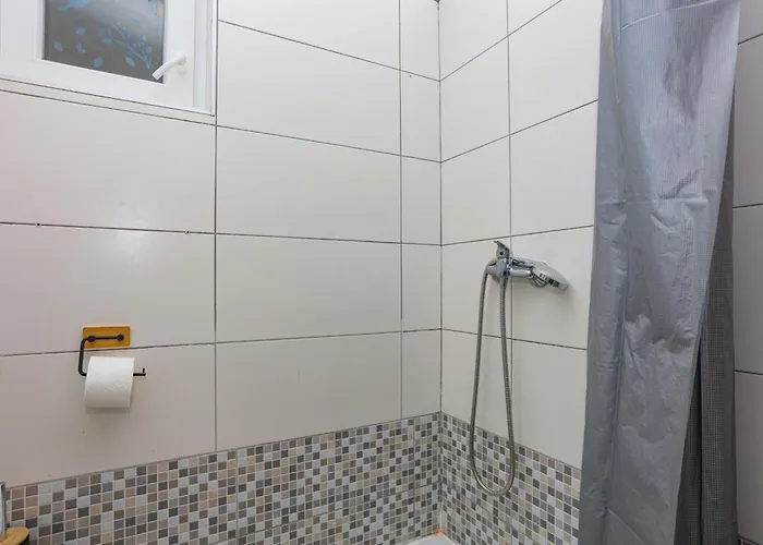 With Parking Space - Sibenik - 24821 *