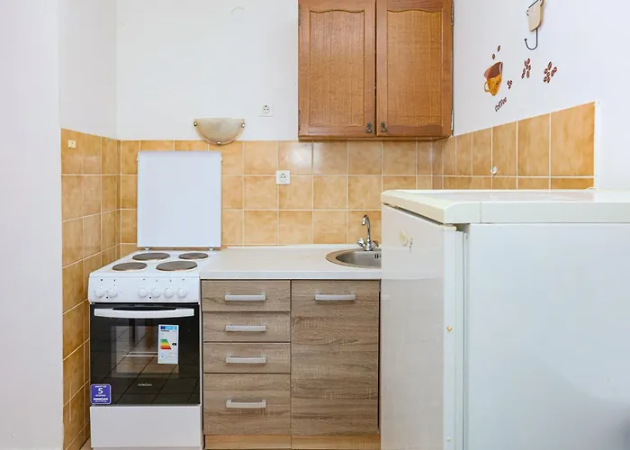 With Parking Space - Sibenik - 24821 Grebaštica